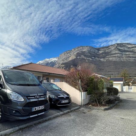 Grenoble Sud Varces Suite Privatisee Au Pied Des Montagnes Exterior foto