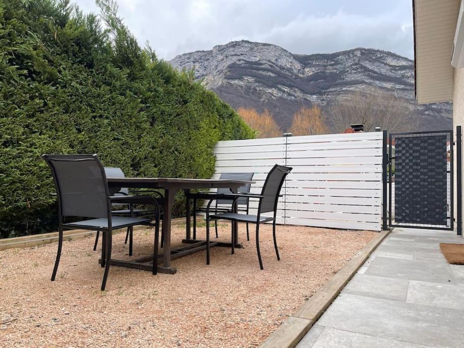 Grenoble Sud Varces Suite Privatisee Au Pied Des Montagnes Exterior foto
