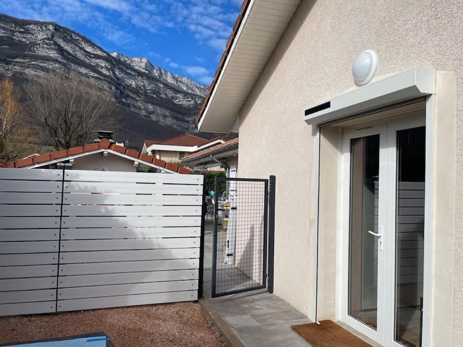 Grenoble Sud Varces Suite Privatisee Au Pied Des Montagnes Exterior foto