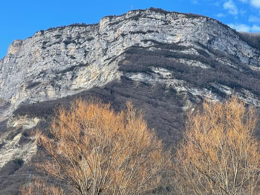 Grenoble Sud Varces Suite Privatisee Au Pied Des Montagnes Exterior foto